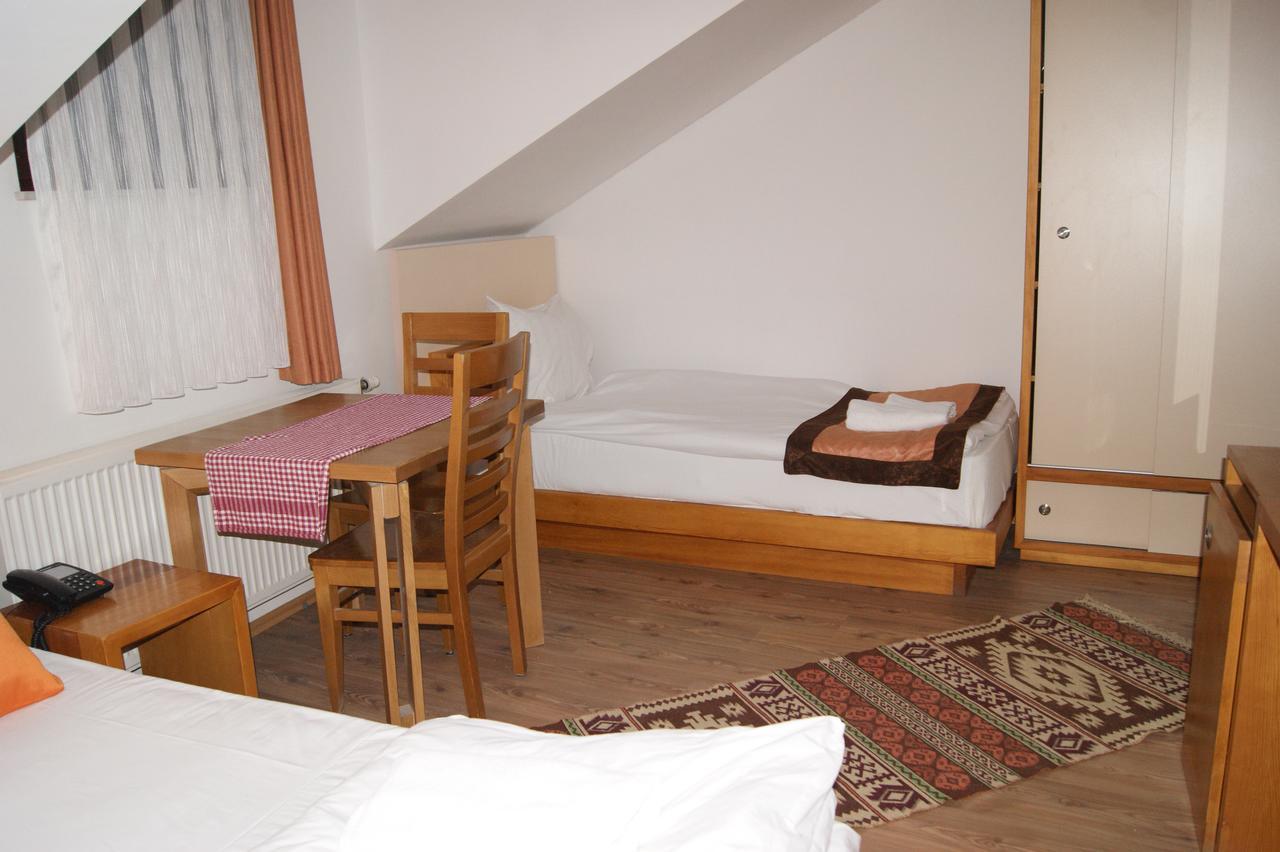Hotel Prizreni Экстерьер фото