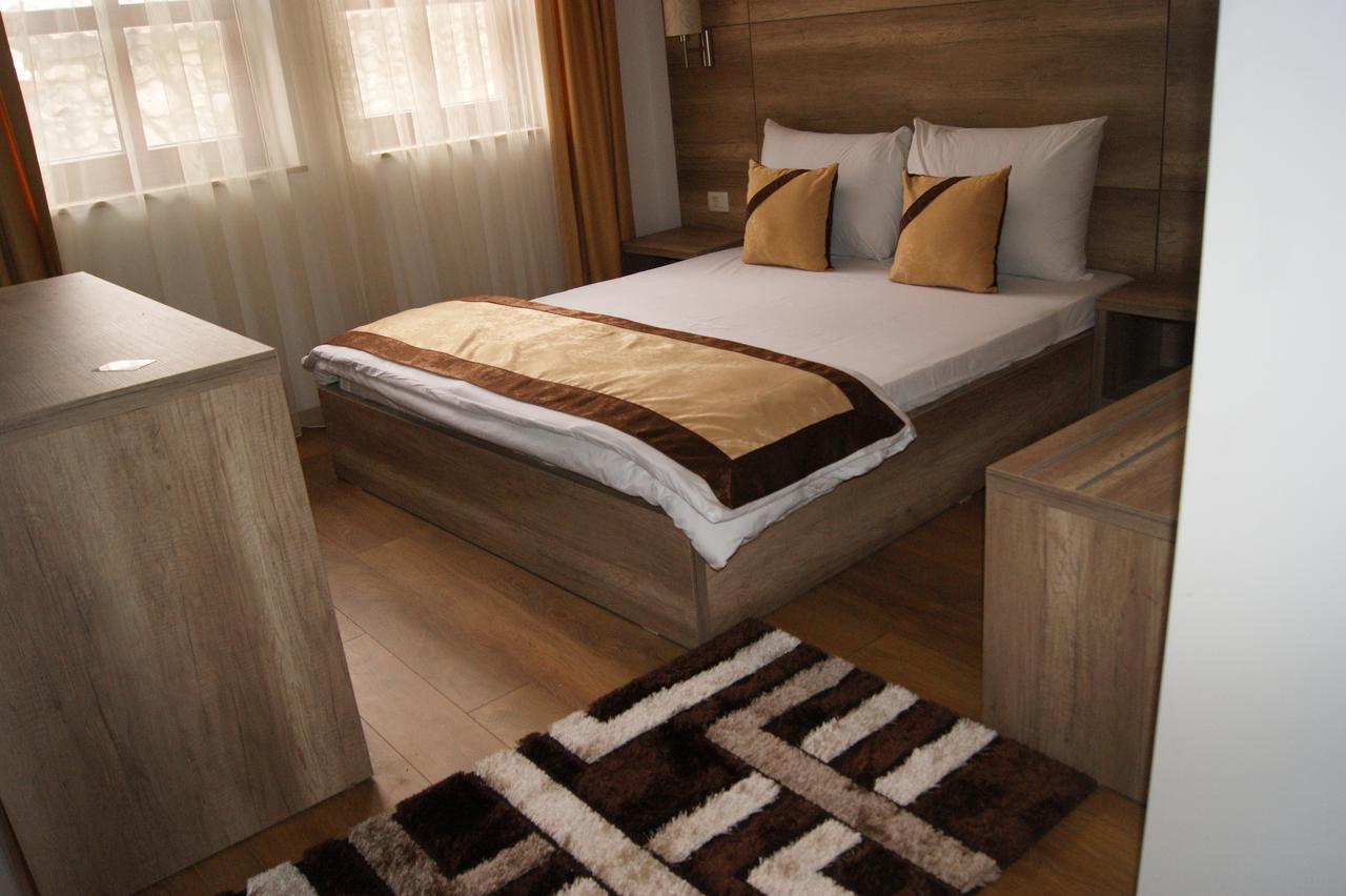 Hotel Prizreni Экстерьер фото
