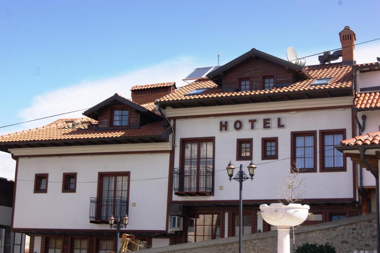 Hotel Prizreni Экстерьер фото